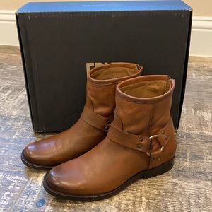 Frye Whiskey Phillip Harness Leather Short Boot